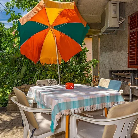 Jarmila Croatia Beachfront 茨里克韦尼察