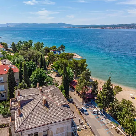 公寓 Jarmila Croatia Beachfront