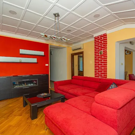 Jarmila Croatia Beachfront 公寓