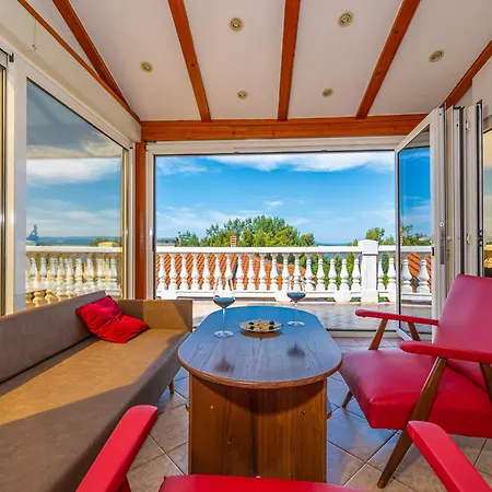 Jarmila Croatia Beachfront 公寓 茨里克韦尼察