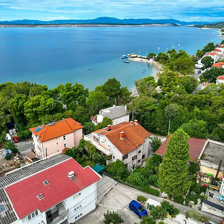 Jarmila Croatia Beachfront