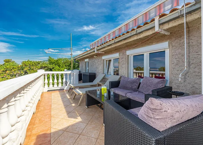 Jarmila Croatia Beachfront Apartman