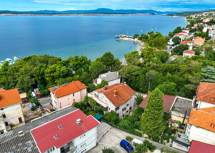 Jarmila Croatia Beachfront