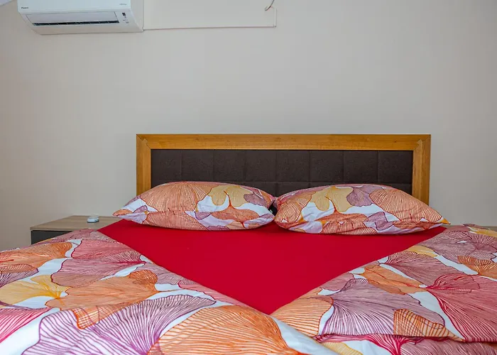 アパート Jarmila Croatia Beachfront *
