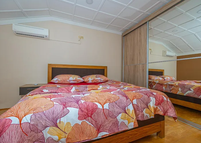 Jarmila Croatia Beachfront Lägenhet *